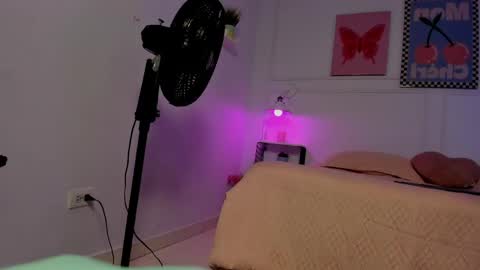 MyaFontaine online show from June 4, 2026, 3:34 am