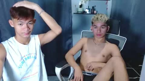 asian_chick931262 online show from April 2, 2026, 7:11 pm