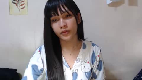 Snapshot of asian_glamm chatting on November 15, 2025, 7:43 pm ANITA online show from November 15, 2025, 7:43 pm