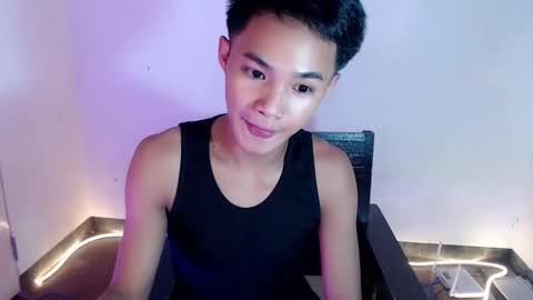 asian_lover05 online show from February 11, 2026, 3:06 pm