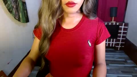 Snapshot of asian_petit19 chatting on December 3, 2024, 5:55 pm Lovely online show from December 3, 2024, 5:55 pm