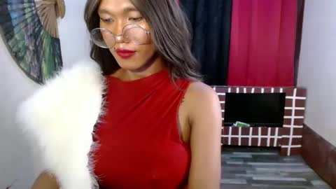 Snapshot of asian_petit19 chatting on January 10, 2025, 7:57 am Lovely online show from January 10, 2025, 7:57 am