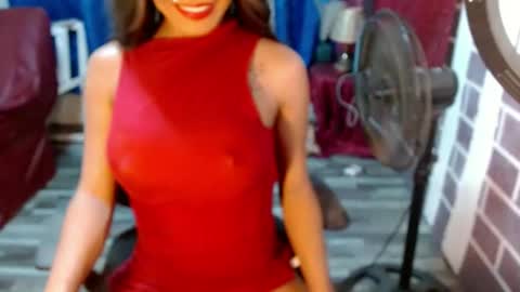 Snapshot of asian_petit19 chatting on January 11, 2025, 8:00 am Lovely online show from January 11, 2025, 8:00 am