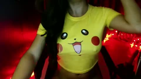 Snapshot of asian_petit19 chatting on October 27, 2025, 4:38 am Lovely online show from October 27, 2025, 4:38 am