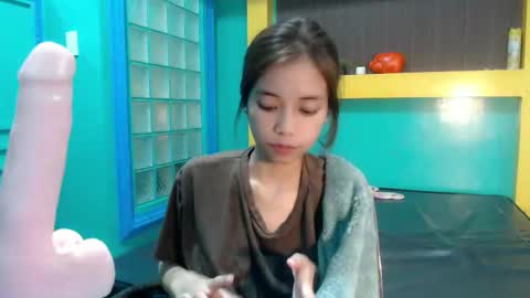 Snapshot of asian_slade chatting on June 8, 2026, 5:35 pm asian_slade online show from June 8, 2026, 5:35 pm