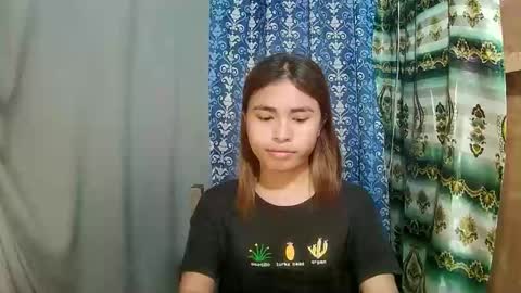 Snapshot of asian_sofiaxxx chatting on December 19, 2025, 6:42 am Sofia online show from December 19, 2025, 6:42 am