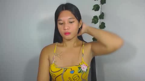 Snapshot of asian_yannie chatting on February 13, 2026, 2:29 am Yan online show from February 13, 2026, 2:29 am