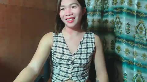 asian_zumi online show from September 28, 2025, 3:39 pm