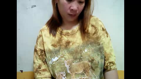 asiancutie143 online show from April 28, 2026, 11:21 pm