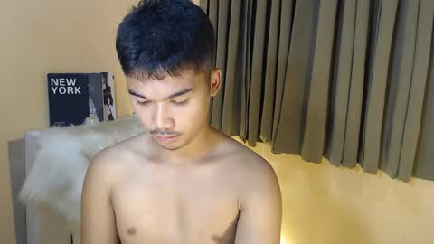 asianhunk_jamesx online show from October 2, 2025, 2:13 pm