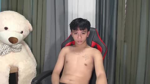 Snapshot of asianhunk_zam chatting on December 18, 2024, 8:09 am Zam online show from December 18, 2024, 8:09 am