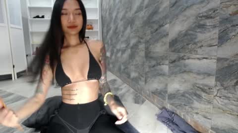 Snapshot of asianqueen93 chatting on December 1, 2024, 5:13 pm Jeje special online show from December 1, 2024, 5:13 pm