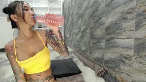 Snapshot of asianqueen93 chatting on December 2, 2024, 2:08 pm Jeje special online show from December 2, 2024, 2:08 pm