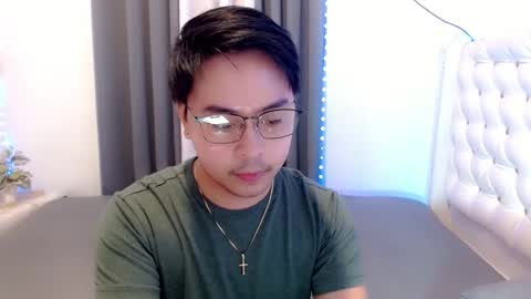 Snapshot of asianroy_x chatting on December 13, 2024, 4:27 pm Roy online show from December 13, 2024, 4:27 pm