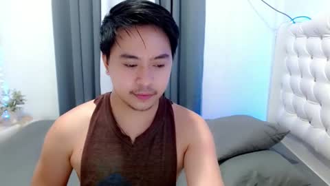 Snapshot of asianroy_x chatting on December 19, 2024, 6:12 pm Roy online show from December 19, 2024, 6:12 pm