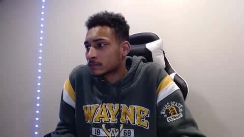 asimpsdream online show from March 12, 2025, 9:13 pm