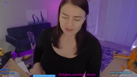 Snapshot of asiri_ocean chatting on January 27, 2025, 4:41 am Asiri pronounced Ah-siri Please no nicknames 3 online show from January 27, 2025, 4:41 am