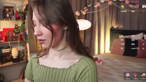 Snapshot of askaudrey chatting on February 16, 2025, 1:38 pm Audrey online show from February 16, 2025, 1:38 pm