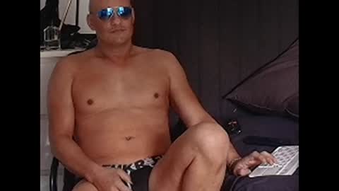 askil8802 online show from July 19, 2026, 3:21 am