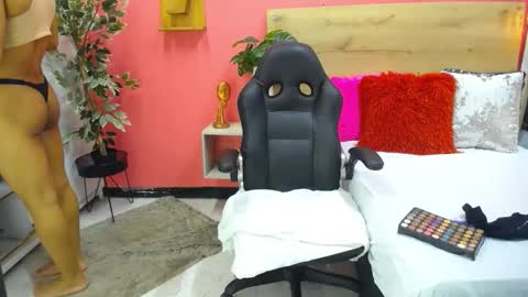 Snapshot of aslyhernandez chatting on May 12, 2026, 10:34 am ASLY online show from May 12, 2026, 10:34 am