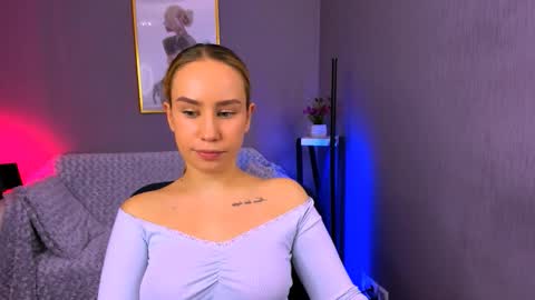 Snapshot of asol_muah chatting on November 18, 2025, 8:35 pm Asol online show from November 18, 2025, 8:35 pm