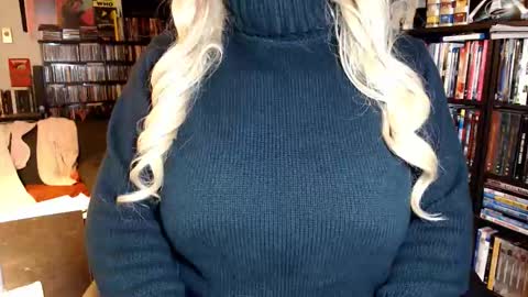 Aspen Vale online show from November 27, 2025, 4:03 am