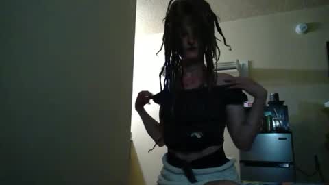 aspiringturtlegirl online show from November 15, 2025, 6:22 am