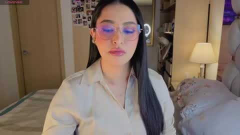 Ashley online show from March 22, 2026, 3:21 am