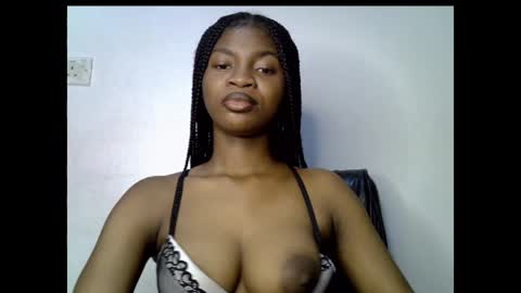 Lily online show from April 26, 2026, 8:17 pm