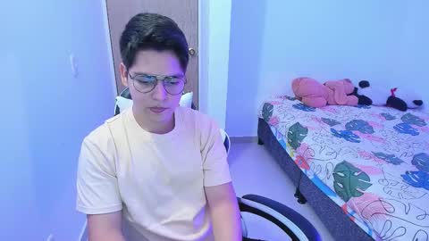 Asta Kuno online show from February 23, 2026, 4:43 am