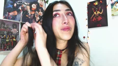 Snapshot of asterothxznikki chatting on December 23, 2024, 7:06 am Asterothxznikki online show from December 23, 2024, 7:06 am