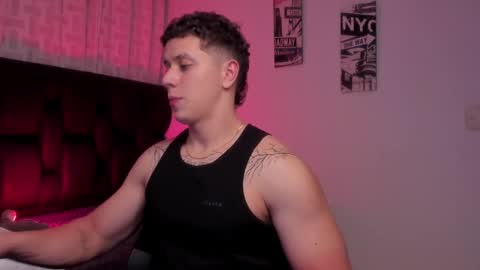 astonhills online show from September 27, 2025, 1:43 am