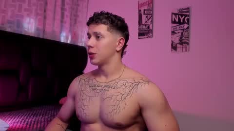 astonhills online show from October 1, 2025, 9:54 pm