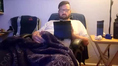 Snapshot of astra916 chatting on December 1, 2025, 3:28 pm astra916 online show from December 1, 2025, 3:28 pm