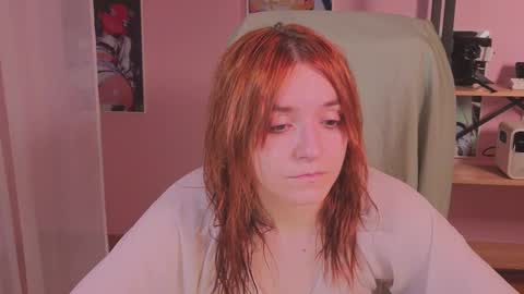 Snapshot of astra_lis chatting on October 16, 2025, 12:39 pm Astra online show from October 16, 2025, 12:39 pm