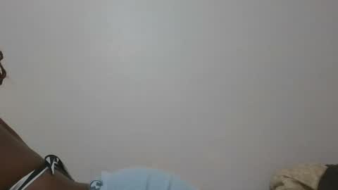 Snapshot of astra_love254 chatting on November 6, 2025, 7:04 pm astra_love254 online show from November 6, 2025, 7:04 pm