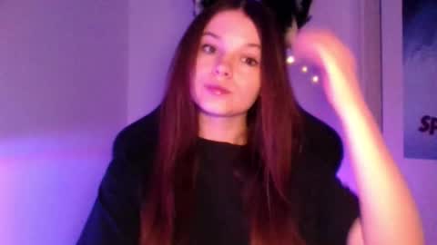 astradream_ online show from January 5, 2026, 10:24 pm