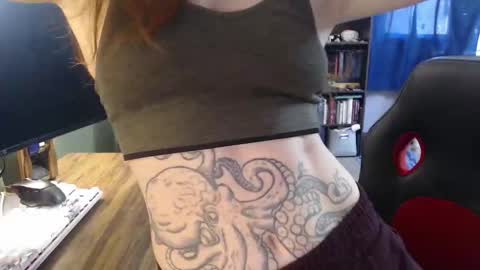 AstraeaSiren online show from April 17, 2026, 5:49 pm