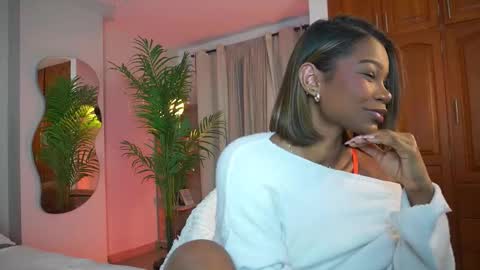 Astrea online show from December 4, 2025, 12:31 am