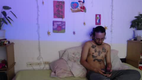 Astrid 69 online show from March 31, 2026, 4:51 pm