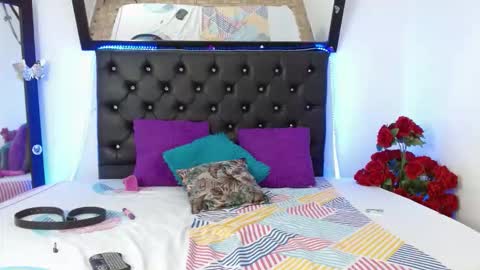 mariia  online show from September 16, 2025, 10:11 pm