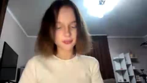 Asuna online show from March 20, 2026, 8:03 pm