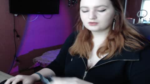 Snapshot of asya4u chatting on December 8, 2024, 9:02 am Asya online show from December 8, 2024, 9:02 am