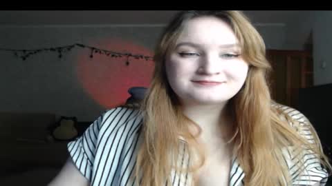 Snapshot of asya4u chatting on November 27, 2025, 11:18 pm Asya online show from November 27, 2025, 11:18 pm