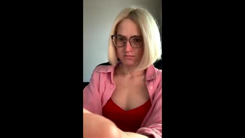 Snapshot of asya_new chatting on September 8, 2025, 2:49 pm asya_new online show from September 8, 2025, 2:49 pm