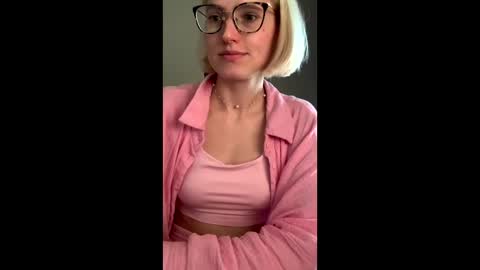 Snapshot of asya_new chatting on September 10, 2025, 9:42 am asya_new online show from September 10, 2025, 9:42 am
