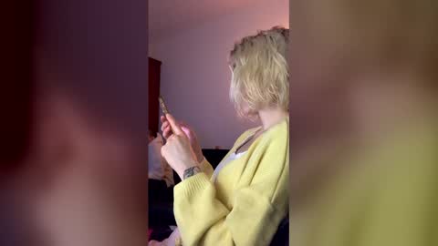 asya_new online show from December 22, 2025, 7:00 pm