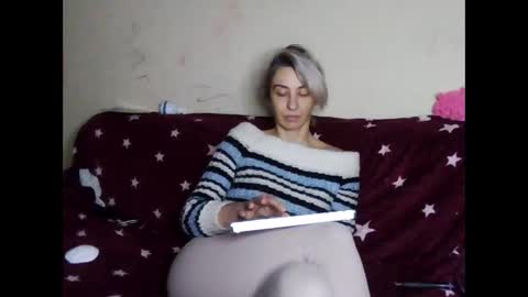 Snapshot of asyalu chatting on January 2, 2025, 6:45 pm AsyaLu online show from January 2, 2025, 6:45 pm