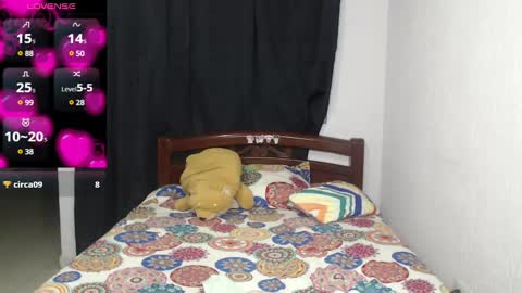 Snapshot of atena_messy chatting on December 13, 2024, 11:17 pm atena messy online show from December 13, 2024, 11:17 pm