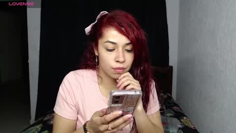 Snapshot of atena_messy chatting on January 5, 2025, 3:22 am atena messy online show from January 5, 2025, 3:22 am